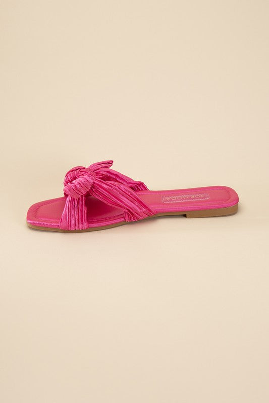 GEMMA Bow Flat Slides