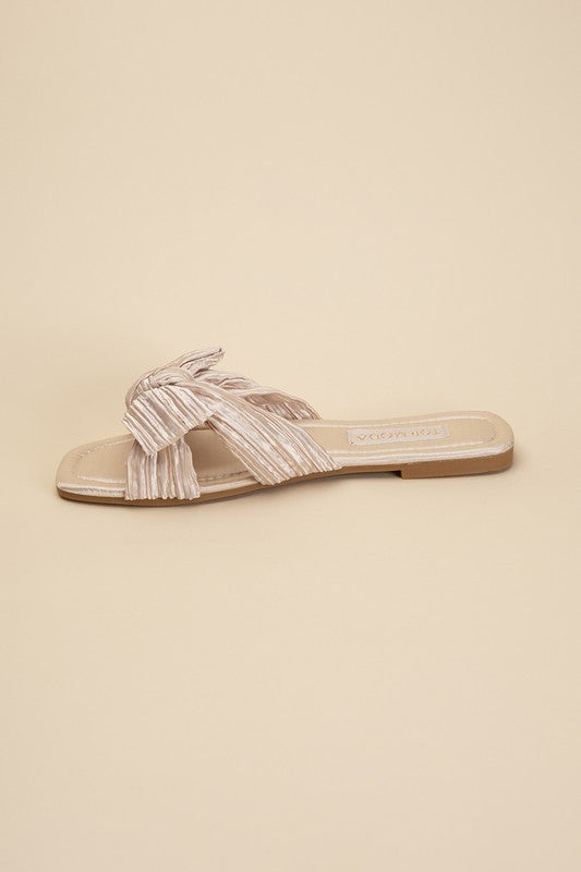 GEMMA Bow Flat Slides