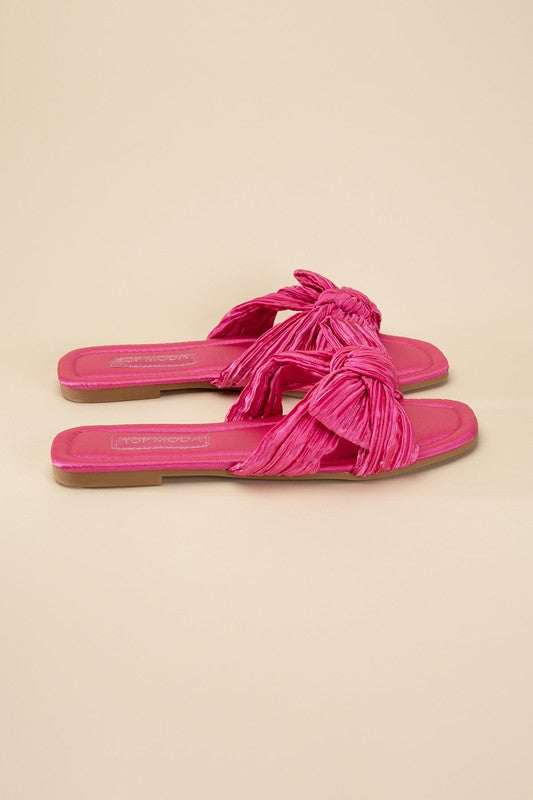 GEMMA Bow Flat Slides